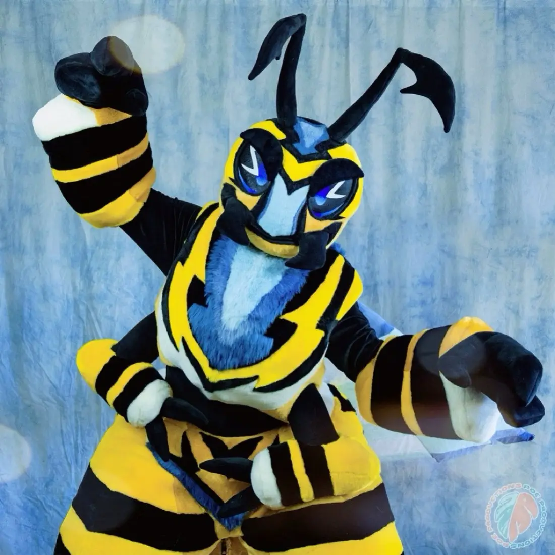 Rampage will be buzzing around #FWA2025 soon!🐝⚡️💙 #furry #furries #fursuit #fursuits #FWA #furryweekend #furryweekend2025 #furryweekendatlanta  
