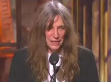 i’ve spent the whole day thinking about them #pattismith #lennykaye #punkrock #guitar 