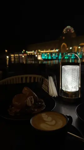 #CapCut #الكويت #الكويت🇰🇼 #ترن #اكسبلور #اكسبلو #كوفي #اجواء_خيالية #fy #fyp #foryou #حزن #حزن💔💤ء #حزين #فراق #الكوت #فحيحيل #الساحل #نافورة 