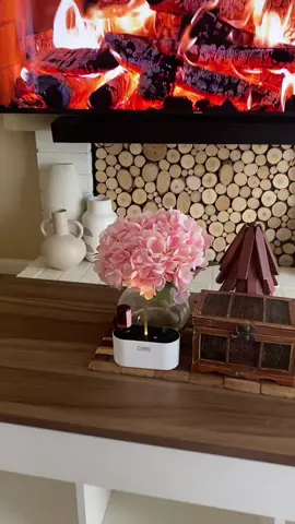 This fragrance oil diffuser is rechargeable and cordless. It comes with a set of 3 scented oils of your choice. It is easy to maintain as it is waterless. #oildiffuser #homefragrance #homedecor