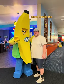 LEGOLAND dance moves #ai #legoland #dancemoves #legobanana 