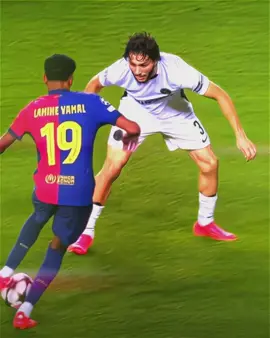 VINI better #vinicius #lamineyamal #barcavsmadrid #footballedit #viralvideo #fypシ 