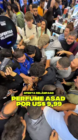 POV: você está na Crazy Week da Cellshop no Paraguai 😱  A Crazy Week é uma promoção realizada no primeiro semestre do ano em Ciudad del Este, uma especie de Black Friday onde os lojistas preparam surper promos de até 70% de desconto #ComprasParaguai #BlackFriday #crazyweek 