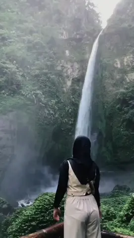 untung udah dapat foto  #airterjun  #fyppppppppppppppppppppppp 