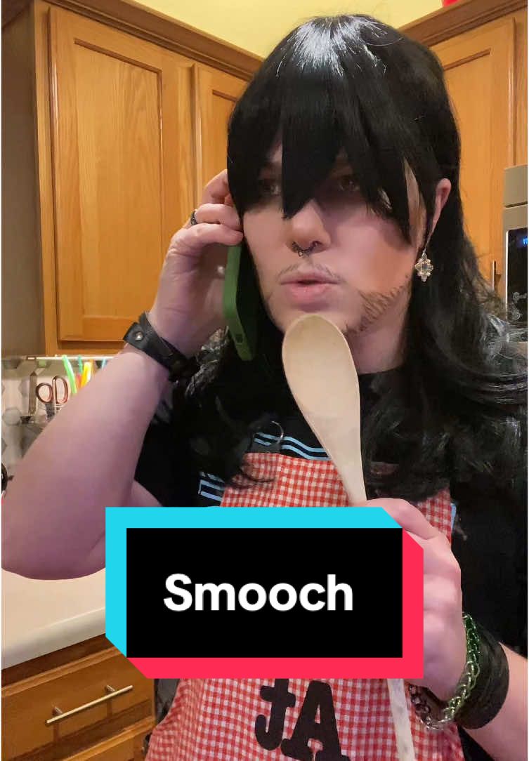 Just squeeze him into your busy schedule, Mic.  #aizawa #eraserhead #mhacosplay 