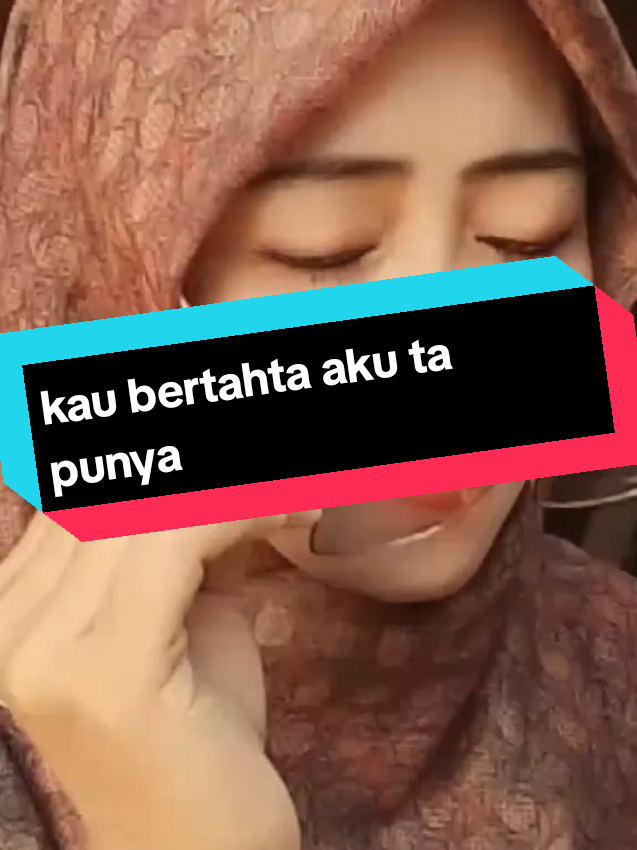 berusaha untuk menjaga untuk setia... #kaubertahtaakutapunya #sitihamzah 