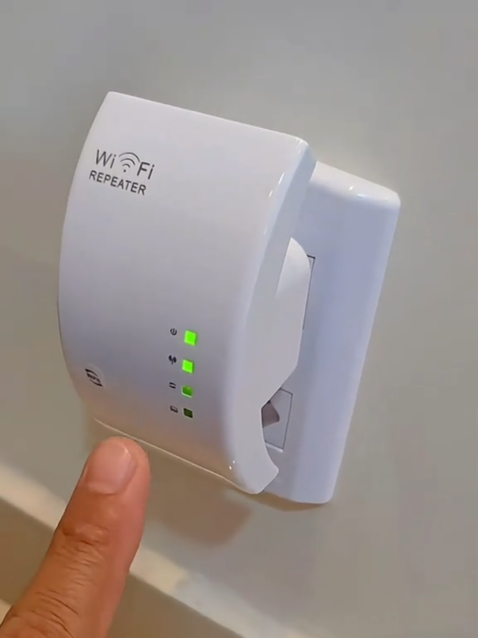 Super repetidor de sinal de Wi-Fi. Compre o seu e pare de sofrer.  #wi-fi #repetidor #ecomerceonline 