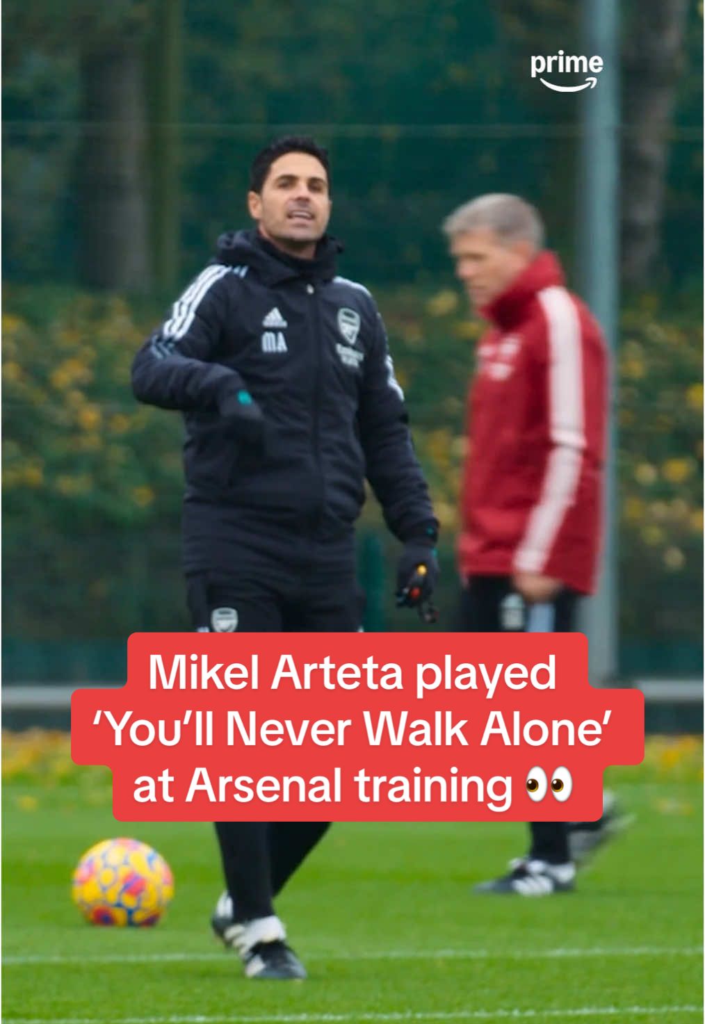 When Mikel Arteta played 'You'll Never Walk Alone' at Arsenal training to prepare for the Anfield atmosphere in 2022 😲 #arsenal #mikelarteta #footballtiktok #allornothing 