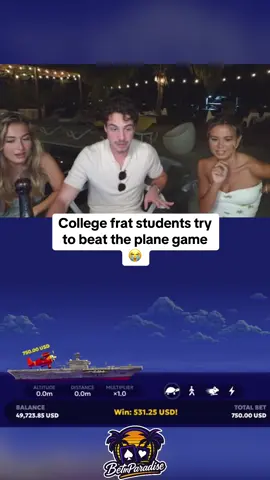 College frat students try to beat the plane game 😭 #kickstreaming