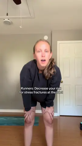 If you want exercises on this, let me know in the comments #marathontraining #stressfractures #stressfracturerecovery #stressreaction #runninginjuries #footpain #beginnermarathoner #heelpain #lateralfootpain 