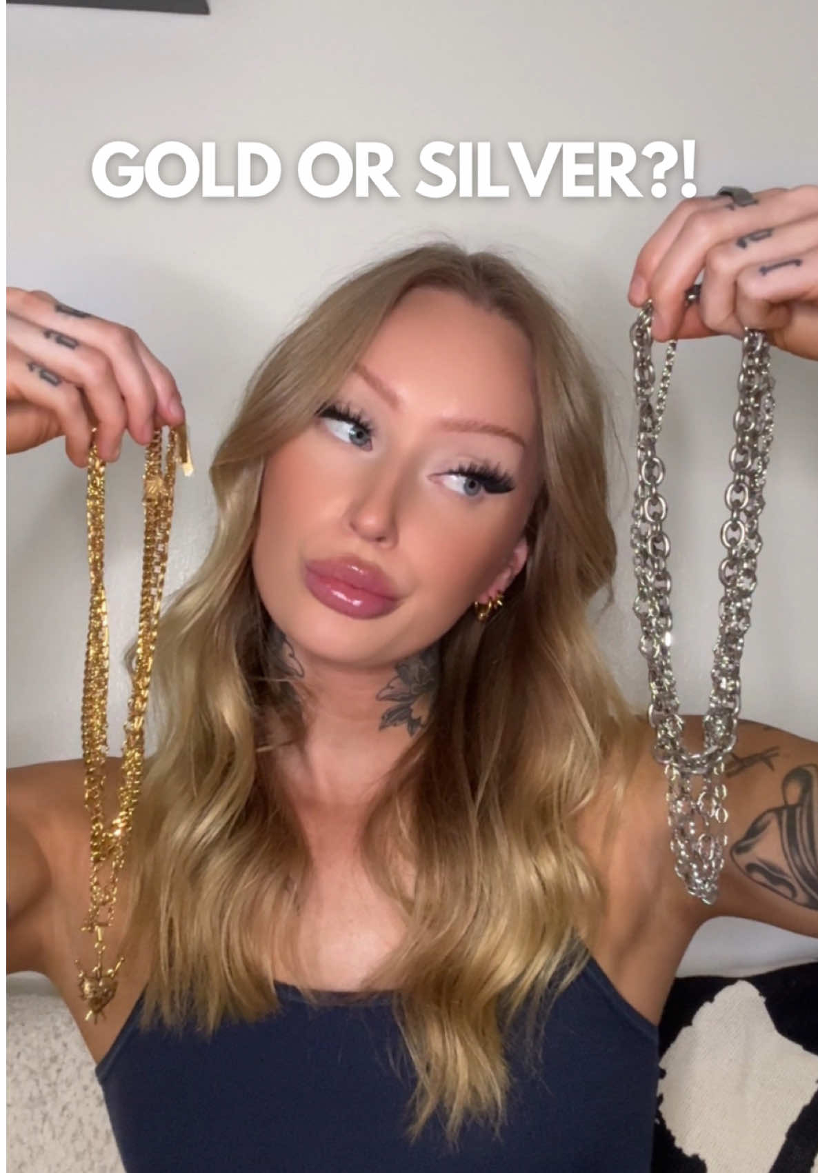 Good or silver?! @Statement Collective #mollyhammons #accessories #silverjewelry #goldjewelry 