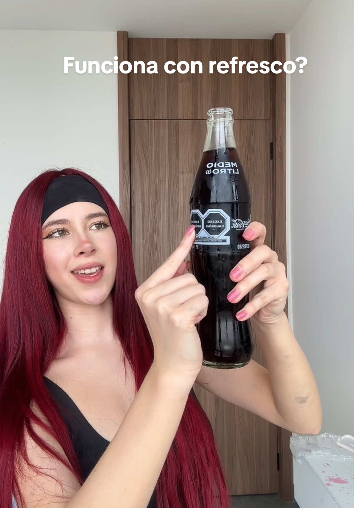 Respuesta a @Sofiaaaaa Probando si funciona con refresco 👀 #viralvideos #tiktokviral #hack 