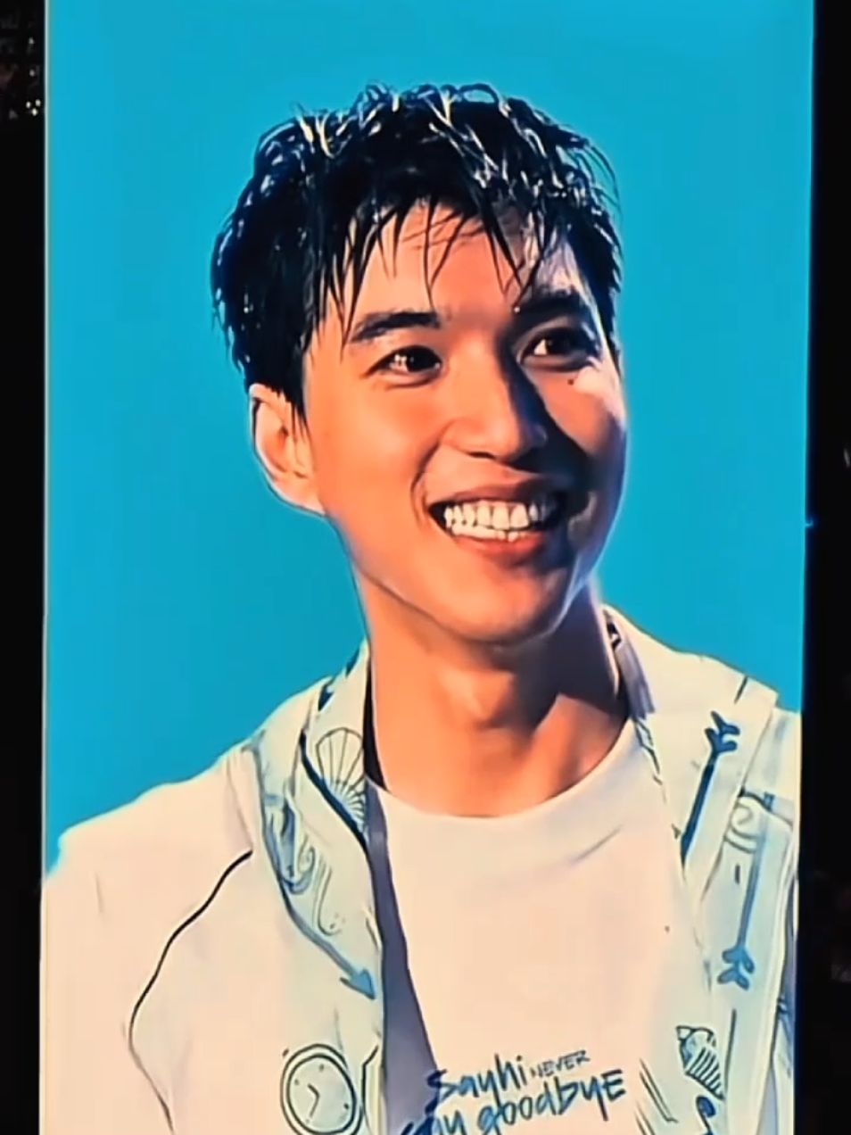 không có khóc nữa nha, chúng ta đều là những kỷ niệm quý báu của nhau #anhtraisayhi #concertATSH 