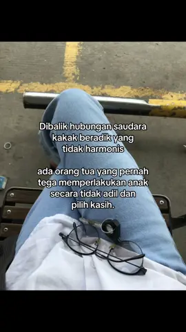 Maaf bang kalo adik mu ini suka iri dengan semua usaha mu yang selalu diusahakan dengan baik oleh orang tua kita🥹