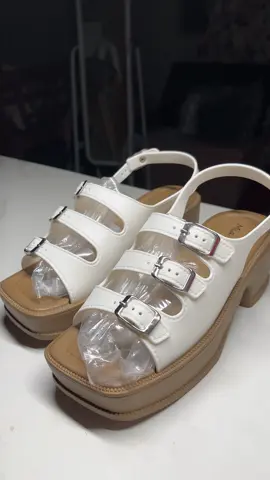 MIA_Shoes Women's Thick Bottom Wedge Heels Sandlas😍#sandals #wedgeheels #womensandals #miashoes #recommendations #fyp 