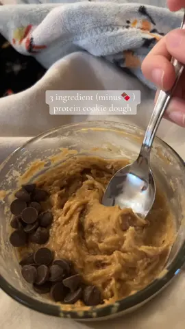 My life hack for this prep  #protein #proteindessert #cookiedough #preptok #proteinrecipe #cookiedough #gymgirl #fyp #gymgirlrecipes #foryoupage #trending 