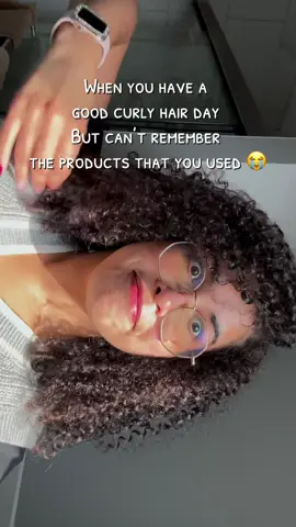 When you have a good curly hair day.  But can’t remember the products that you used 😭 I hate when this happens. Who else can relate?  @Yannery  @Yannery  @Yannery 
