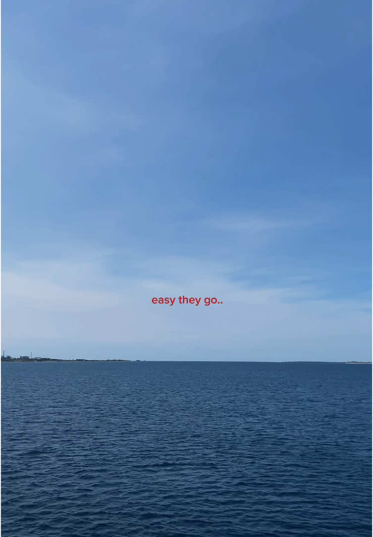 but who could stay? #thearchertaylorswift #thearcher #fyp #foryoupage #sadsongs #taylorswift #lyricsvideo #galaubrutal #ocean 