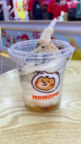 Mimin cobain eskrim jumbo seember varian Oreo Mountain dengan voucher promo dari tiktok di Momoyo, yuk yang sekitaran m.yamin dan pramuka gaskan #duniakulinersamarinda #momoyo