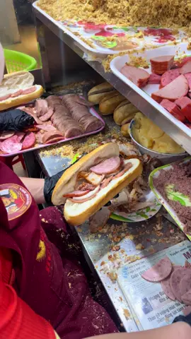 Ai chê béo chứ gu em pate 🧈 phải như vậy mới đã 🤣🤣🤣#banhmihuynhhoa  #banhmihuynhhoabinhduong #banhmihuynhhoa #banhmisaigon #banhmi #huynhhoa #saigon 