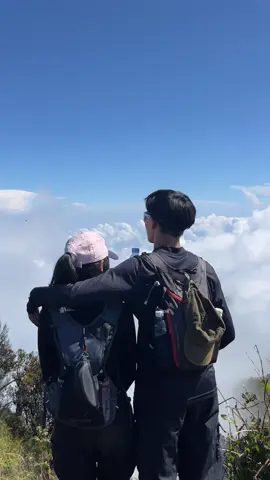 🤍   #mountaindate #gunungmerbabu #pendakigunung #fyppppppppppppppppppppppp 