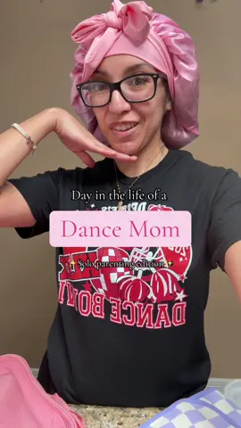 It was a L O N G day but we did it💕#dayinthelife #ditlvlog #dancemom #dancemomlife #dancerlife #dancer #recitalseason #girlmom #MomsofTikTok #momof2 #soloparent #soloparenting #momvlog 