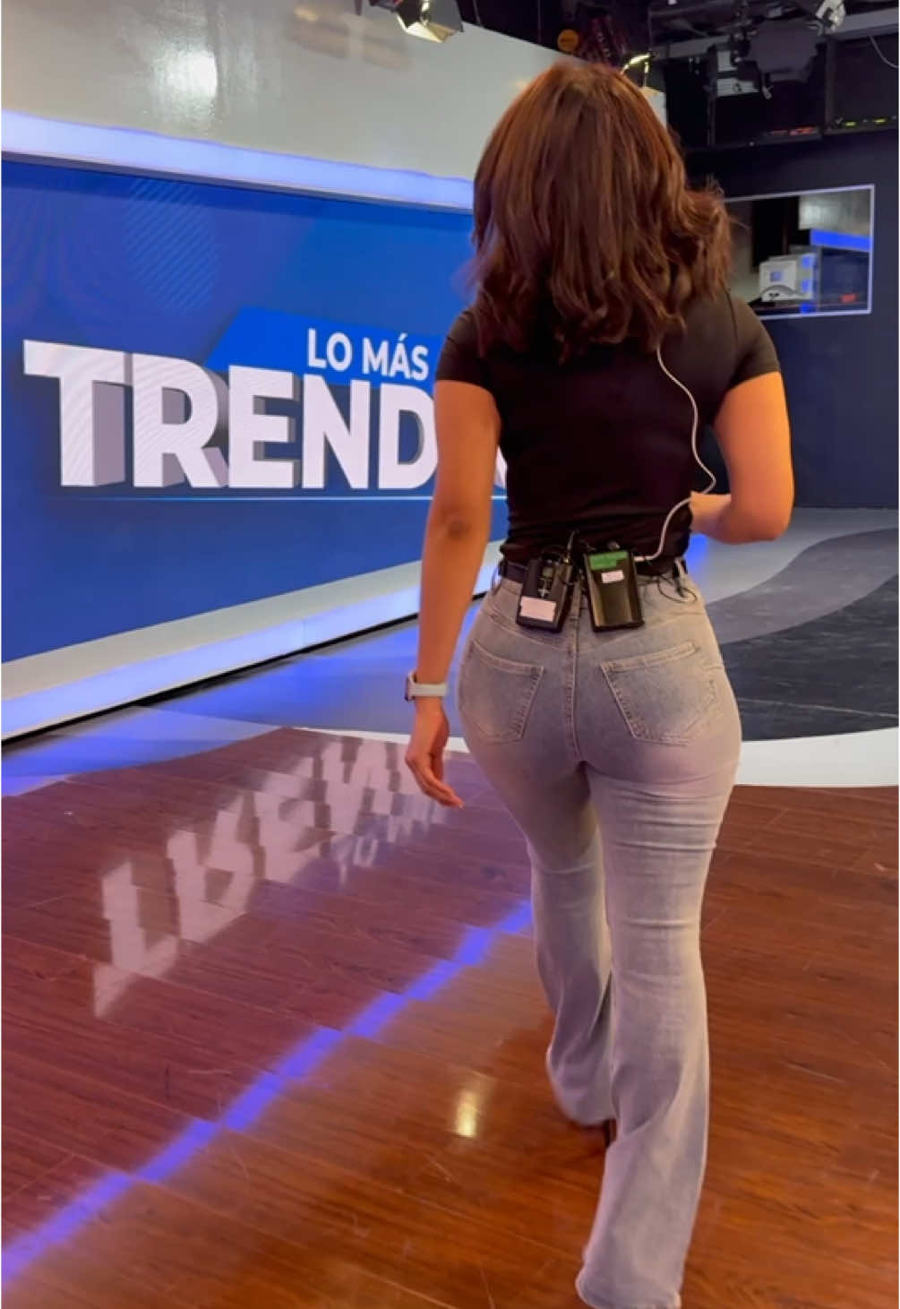 #morena #presentadora #apresentadoradetv #tv #tvshow #tvhost #502 #guatemala #chapina 