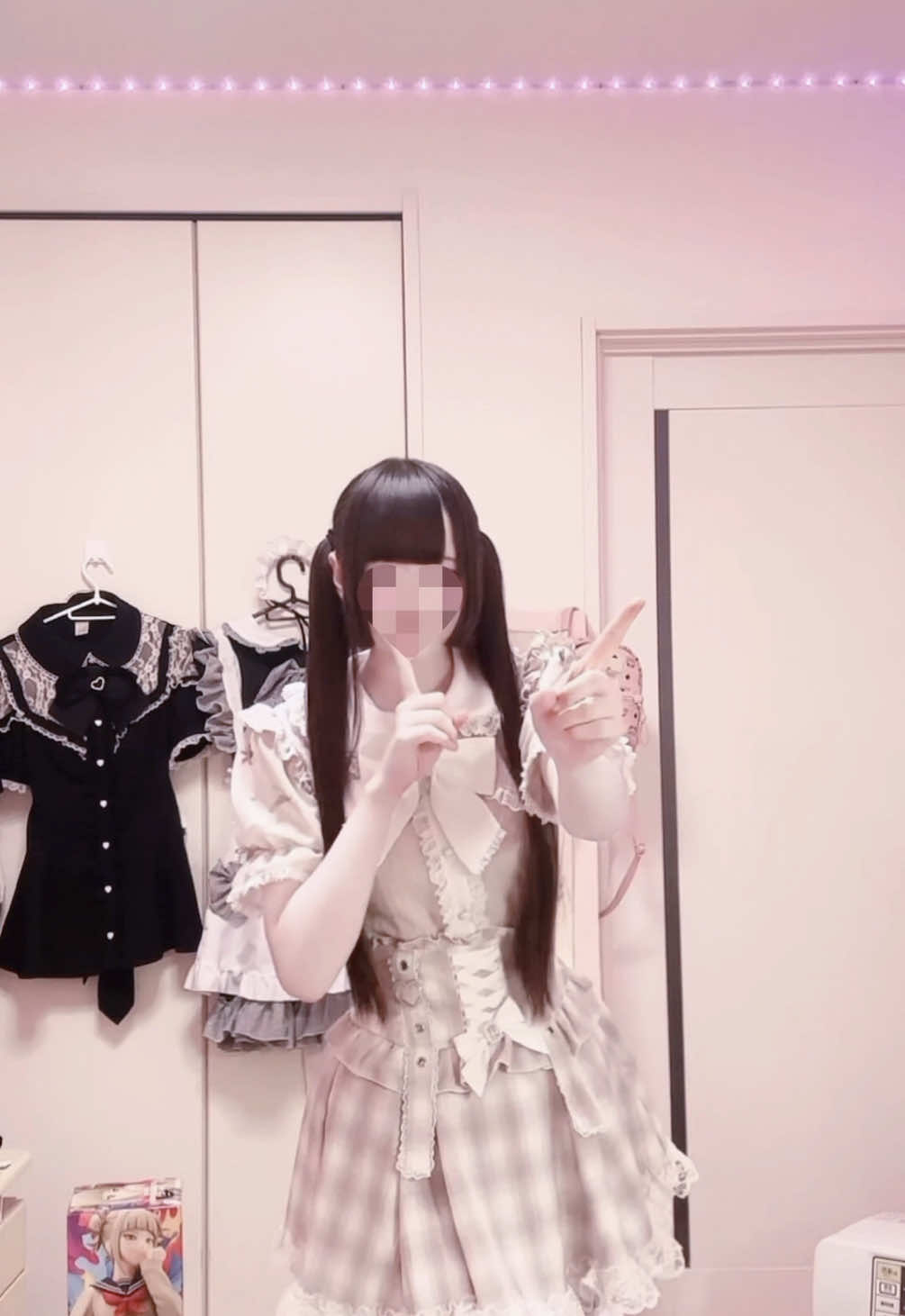 初めて全身ピンクの服着てみたᴗ̥̥ .̼ ᴗ̥いつもは黒とかが多かったから違和感でしかない‬т тけど超超かわいい😻🎀ིྀ                                                                                   #量産型 #地雷 #量産型女子 #運営さん大好き #fyp #おすすめ #noemie 