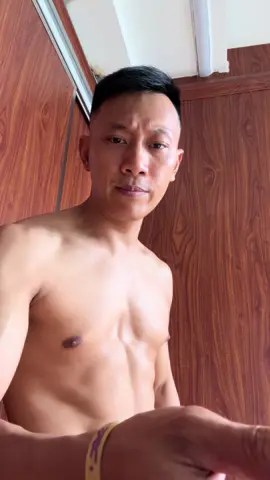 #Flex45 #thuthach90ngay #nambody muốn nâng dùng vòi nâng tạ thì anh hướng dẫn