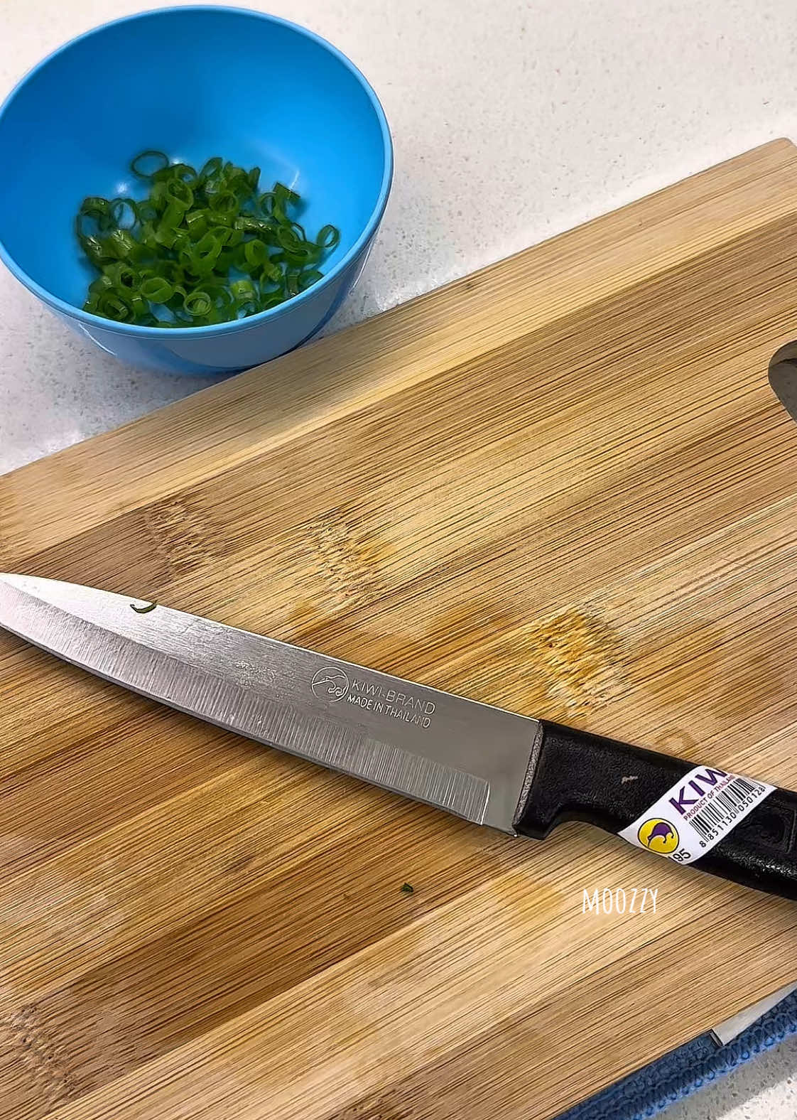 มีดทำอาหารกีวี่ #มีดทำอาหารกีวี #มีดกีวี #มีดปอกผลไม้ #มีดทําครัว #มีด #มีดอเนกประสงค์ #มีดทําครัว #moozzyรีวิว #มีดปลายแหลม #มีดkiwi 