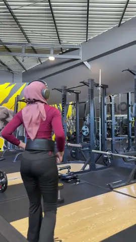 Body check #GymTok #bodygoalz #gymmotivation🏋️‍♀️ #4u 