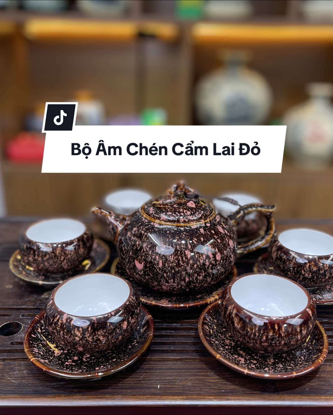 Bộ ấm chén cẩm lai đỏ , Nghệ Nhân Bát Tràng , Gốm sức bát tràng cao cấp #minhthugomsubattrang #Gomsubattrang #Battrang #Battrangvietnam #Langgombattrang #Nghenhanbattrang #gombattrang #Ấmchenbattrang #amchenbattrang #boamchenbattrang #amchenbattrangcaocap #boamchengomsubattrang #amchengomsubattrang #amchen #ấmChén #ấmtrà  #amtra #uongtra #thuongtra #quatang #ngoixuonguongtra #uongtradi #langnghebattrang #trathainguyen #tramoccau #tradinhnon #trangon #hongtra #luctra #bachtra #trashantuyet #traolong #trathainguyen #nghenhan #boamtracaocap #battranggomsu 