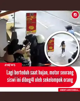 Aksi nekat komplotan bɛg4l terjadi di Jalan raya depan SMK Negeri Klakah, pada Sabtu (10/5/2025) sekitar pukul 14.00 Wib. Korban bernama Fida siswi SMK Negeri Klakah yang sedang berteduh di depan kios bakso, tiba-tiba didatangi 4 pelaku yang menggunakan 2 sepeda motor langsung mer4mpas sepeda motor korban. (undercover.id)