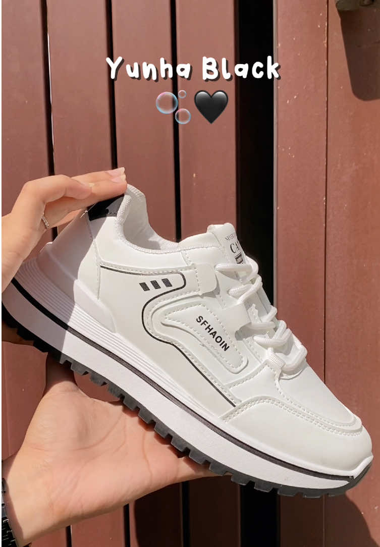 Yunha black #canikorea #cani #fyp #sneakersaddict #yunha #sepatu 