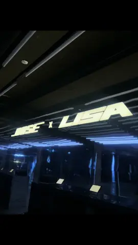 @Bose x @LiSA collab event was a hit ⭐️💫#lisaxbose #boseheadphones #melrose #lisaboutique #lillies 