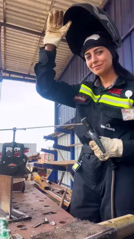 👩🏻‍🏭🙏🏻🌸 #welding #weld #welder #tiktokviral #tiktoknews #trend #soldado #kaynakçı #kadınkaynakçı #trendingsong 
