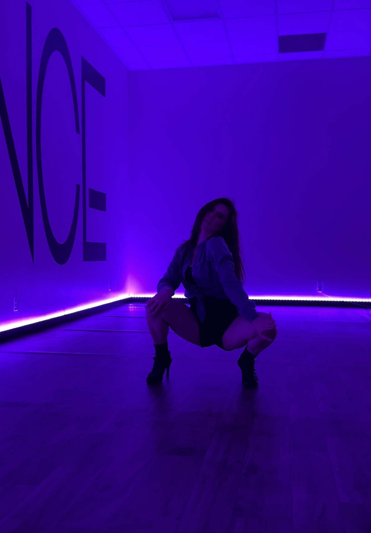 repeat 🔁 @Sabrina Claudio #dance #fyp #heelsdance 