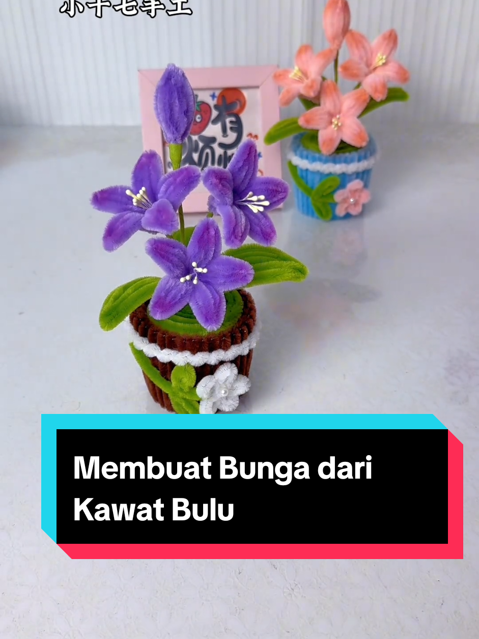 Replying to @d_shintia  Diy kawat bulu Super simple, super easy to make, if you like it, tell your friends to make it quickly #Learn it once you learn it #Twist the stick #Twist the stick lily tutorial #Twist the stick small potted plant #kawatbulu #diyakawatbulu #hosfiahilda #membuatbungadarikawatbulu @233210Huqin #satukontentiaphari 