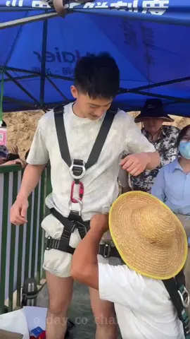 chơi trò gì đã quá vậyyy #deptrai #traideptrungquoc #xuhuongtiktok #xh #capcut #douyin抖音 #xiaohongshu 