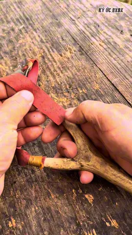 Món đồ chơi hơn 30 năm về trước, chỗ tôi gọi là “ Súng chạc “, còn bạn thì sao? #fyp #tuoitho #kyuc8x9x #xh #hoainiem #thanhxuan 