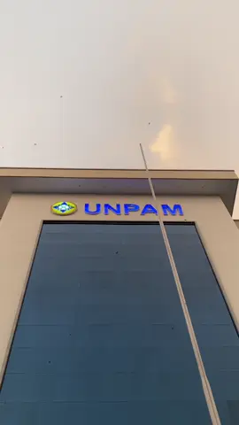 Mumpung di kampus habis hujan, Vibes ini cocok banget buat di dokumentasiin. @Unpam Official  #unpamhits #unpamviktor #tangerangselatan #pamulang #unpamtiktok #sjtv #masukberandafyp #banten 