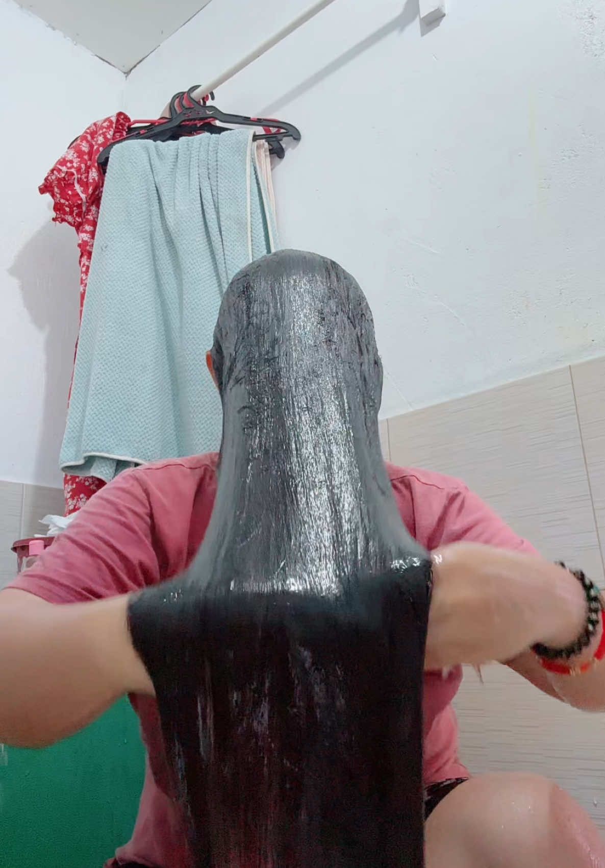 Never ako nagpalit ng shampoo azla the best mabilis humaba buhok at malinis pa sa anit#azla #shampoo #gingershampoo #hairgrowth 