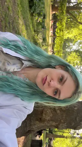 hi guys i lived my Skins episode and i do NOT reccomend it 