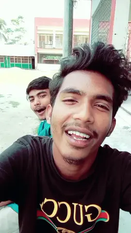 - হুদাই হাসি..😎🍁 দুঃখেও...🫀🙁