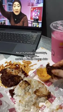 sedang menjalani life after 22 #nadiaomara #richeseefactory #makan #foryoupage #fyp #fypシ゚ 