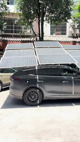 The first car on the Internet that uses solar energy to charge the car directly.  #solarpanel #solarenergy #evcar #car #mobillistrik #fyp 