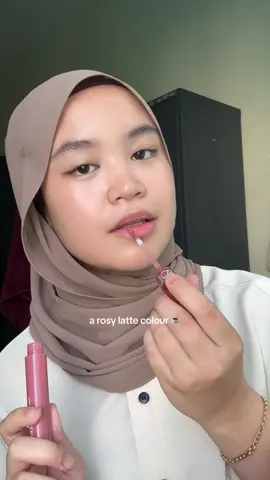 into my daily gloss collection you go🤭 shade deepen moor @롬앤 romand @romand Malaysia #kbeauty #glastingcolorgloss #deepenmoor #lipgloss #makeup 