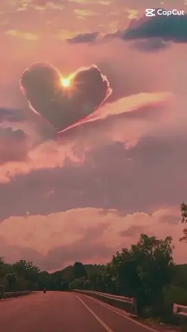 bầu trời chill he #xuhuongtiktok2025 #xuhuong #bầutroibinhyen #bầutroichill #capcut_edit #capcup  này ảnh mạng nha mấy fen tại đẹp quá nên t lấy =))