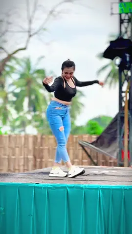 gemoy bngt ih🥲🤪🤣#beranda #dancer #like #fyp #terlena 