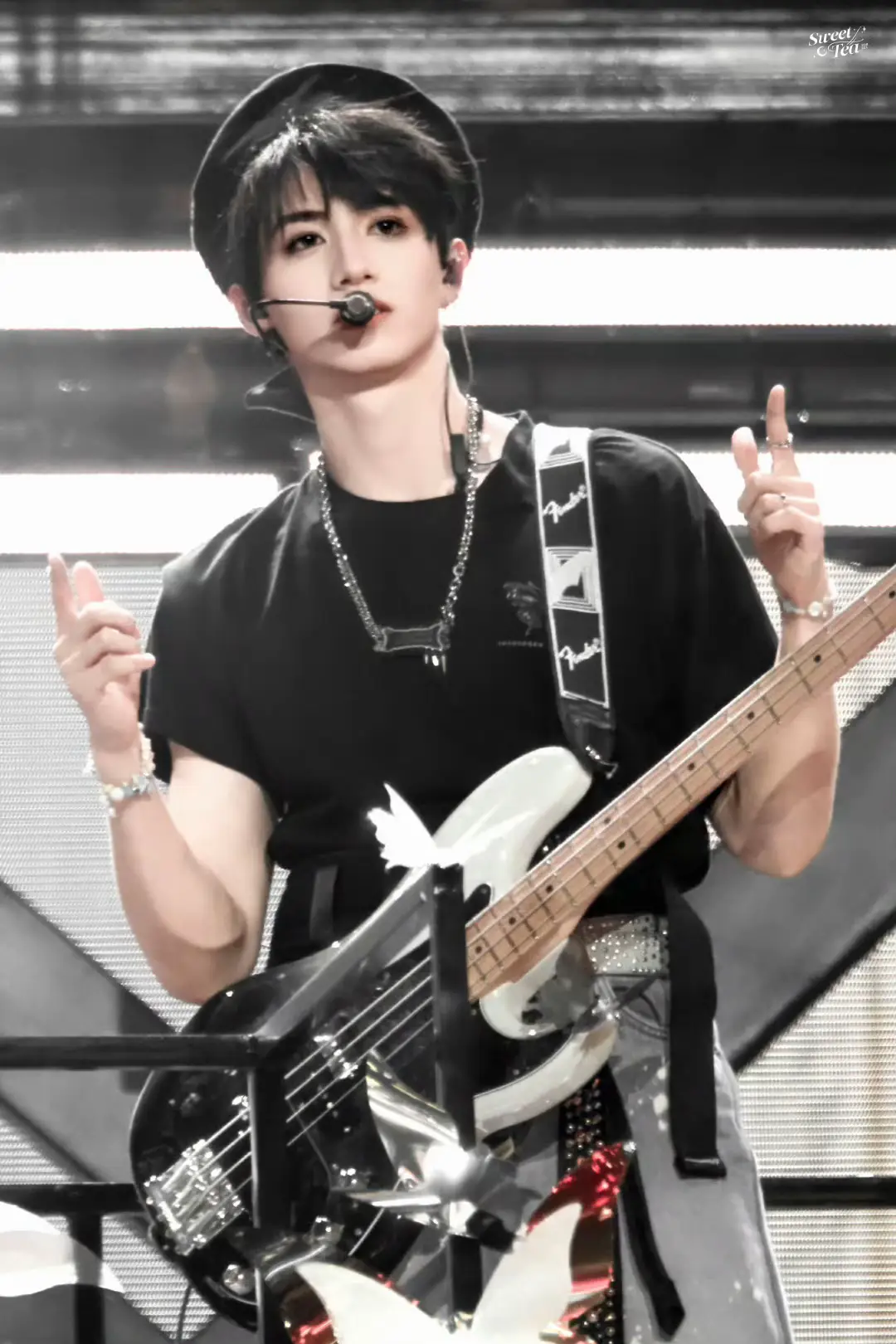 Ảnh Chu Chí Hâm stage 